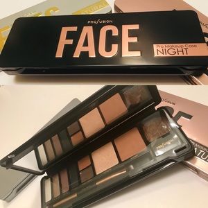 Lot 2 FACE PRO Make-Up Cases